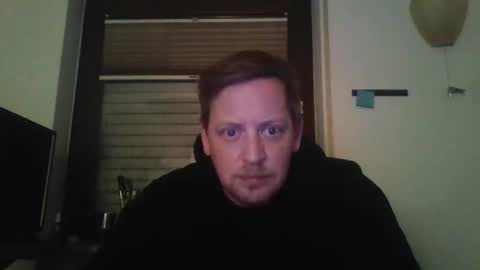 Snapshot of blonde32m chatting on 11-02-25, 07:16 blonde32m online show from 11-02-25, 07:16