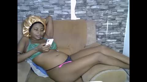 blonde_creamy online show from 05-19-26, 03:35
