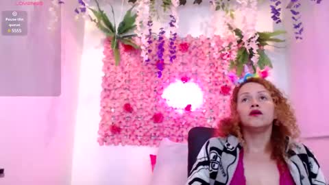 blonde_squirt_ online show from 02-13-25, 08:45