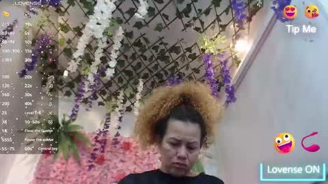 blonde_squirt_ online show from 01-16-26, 10:41