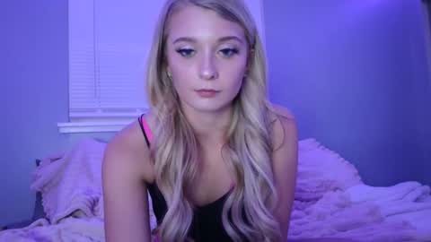 Blonde Stella online show from 01-04-25, 02:14