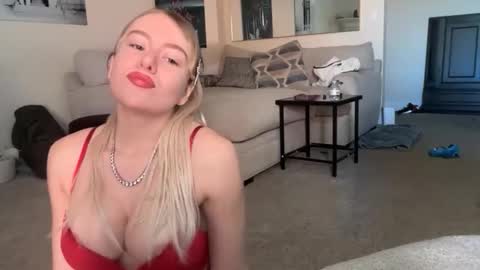blondebunny999 online show from 04-05-26, 07:00