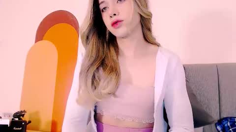 Snapshot of blondetwinkcum19 chatting on 12-03-25, 04:27 zoey madisson 3 online show from 12-03-25, 04:27