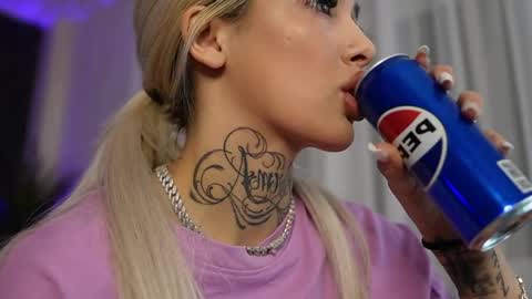 blondie_muller online show from 03-18-26, 08:56