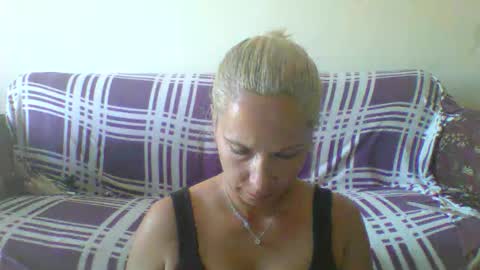 Snapshot of blondiepam23 chatting on 10-11-25, 09:08 BlondiePam online show from 10-11-25, 09:08