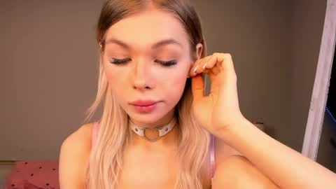 blondy_fina online show from 05-12-26, 04:53