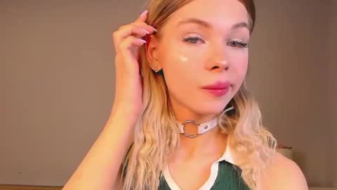 blondy_fina online show from 05-17-26, 06:33
