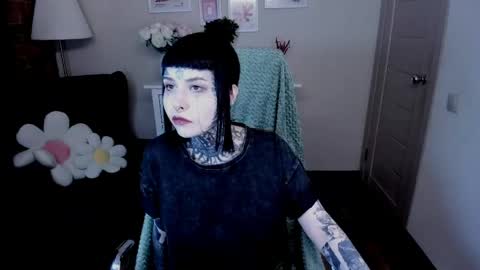 Mary online show from 04-23-26, 10:25