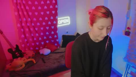 Bloom online show from 02-17-26, 01:51