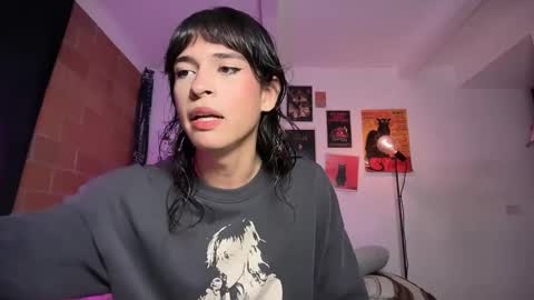 Bella Bloom ts online show from 03-27-26, 01:55