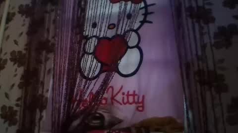 Snapshot of blowin_in_thewind chatting on 12-04-25, 07:39 blowin_in_thewind online show from 12-04-25, 07:39