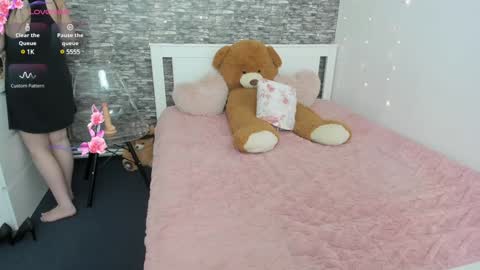 blue candy28 online show from 01-18-25, 11:00