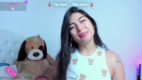 Linda  online show from 03-27-26, 04:40