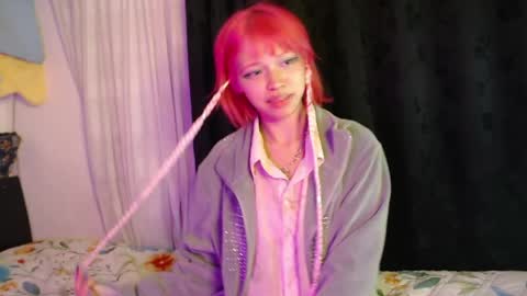 Snapshot of blue_skyuwu chatting on 06-07-26, 02:48 blue_skyuwu online show from 06-07-26, 02:48