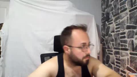 Snapshot of blueb7900 chatting on 11-17-25, 07:52 blueb7900 online show from 11-17-25, 07:52