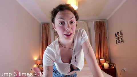 Elisa online show from 01-17-25, 03:22