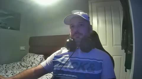Snapshot of bluebirdflame1 chatting on 10-24-25, 09:55 bluebirdflame1 online show from 10-24-25, 09:55