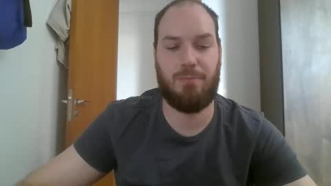 Blue online show from 02-28-25, 03:26