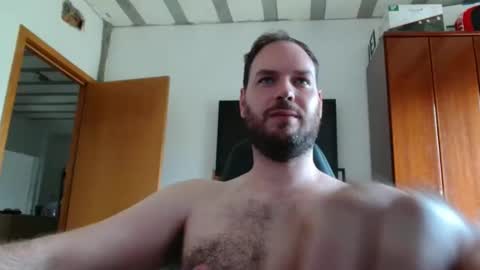 Blue online show from 03-08-26, 06:44