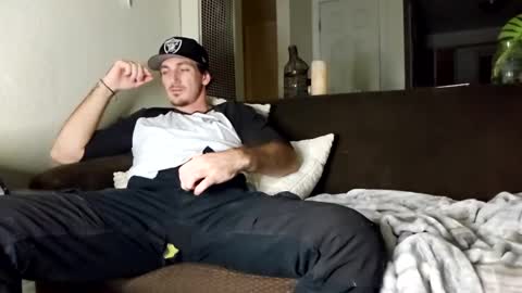 Snapshot of bluecollarfck chatting on 12-10-24, 01:32 Dominick Wyte online show from 12-10-24, 01:32