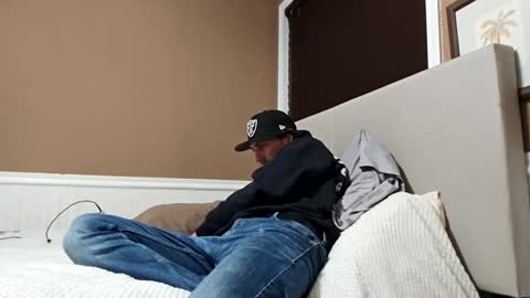 Snapshot of bluecollarfck chatting on 12-20-24, 01:58 Dominick Wyte online show from 12-20-24, 01:58