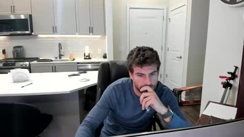 BlueCollarHunk online show from 12-18-25, 08:04