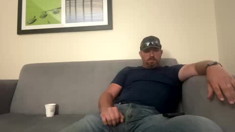 Snapshot of bluecollartexan chatting on 10-30-25, 12:23 bluecollartexan online show from 10-30-25, 12:23
