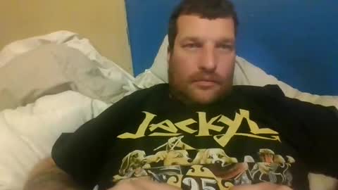 Snapshot of bluedemoneyes1986 chatting on 02-05-25, 03:23 bluedemoneyes1986 online show from 02-05-25, 03:23