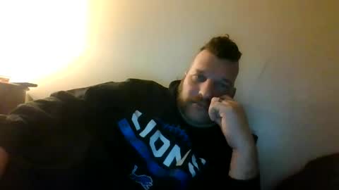 Snapshot of bluedemoneyes1986 chatting on 02-17-25, 04:42 bluedemoneyes1986 online show from 02-17-25, 04:42