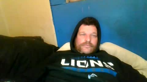 Snapshot of bluedemoneyes1986 chatting on 02-27-25, 05:02 bluedemoneyes1986 online show from 02-27-25, 05:02