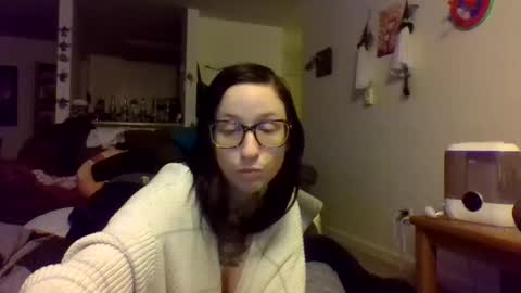 Snapshot of blueeyedbeauty1995 chatting on 11-10-25, 01:26 Blueeyedbeauty online show from 11-10-25, 01:26