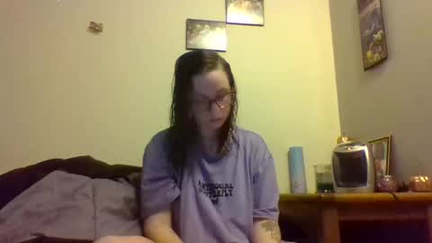 Snapshot of blueeyedbeauty1995 chatting on 02-03-26, 04:21 Blueeyedbeauty online show from 02-03-26, 04:21