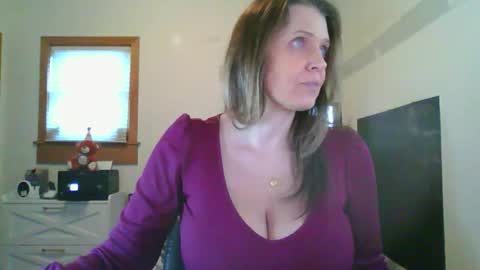 BlueEyedDDVixen online show from 01-19-26, 02:21