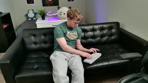 blueeyedtallguy online show from 01-18-26, 09:07