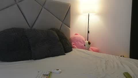 blueeyeslexxxy online show from 07-25-26, 07:39