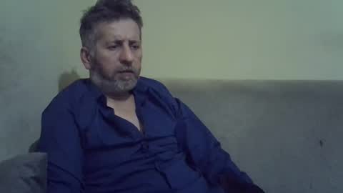 blue online show from 01-04-25, 09:41