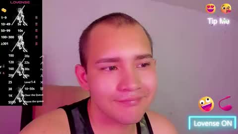 Snapshot of bluehsunny chatting on 09-13-25, 07:24 alexander online show from 09-13-25, 07:24