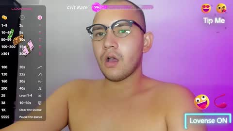 Snapshot of bluehsunny chatting on 09-29-25, 02:06 alexander online show from 09-29-25, 02:06