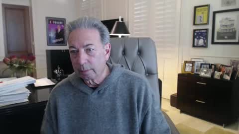 Snapshot of blueisles chatting on 12-31-24, 09:06 blueisles online show from 12-31-24, 09:06