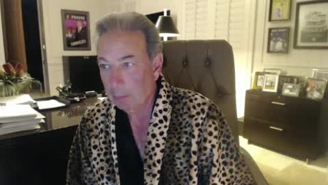 Snapshot of blueisles chatting on 03-02-25, 11:53 blueisles online show from 03-02-25, 11:53