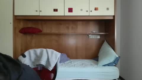 bluejoee online show from 03-31-26, 08:59