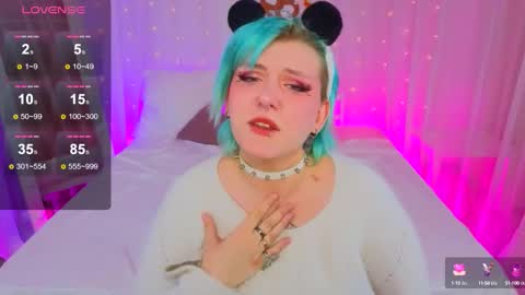 Hi my name is Lunaray online show from 09-19-25, 10:27