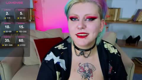 Hi my name is Lunaray online show from 10-13-25, 09:31