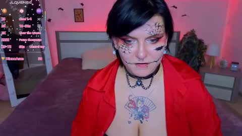 Hi my name is Lunaray online show from 10-16-25, 11:11