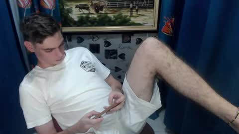 blueeyedboyisasia online show from 06-15-26, 03:42