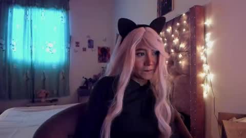 Snapshot of blumasweet chatting on 02-14-25, 12:03 Bluma Sweet online show from 02-14-25, 12:03
