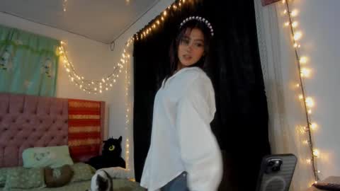 Snapshot of blumasweet chatting on 09-28-25, 01:22 Bluma Sweet online show from 09-28-25, 01:22