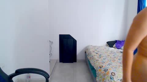  Hey guysI am BrendaWelcome my room online show from 11-20-25, 08:30