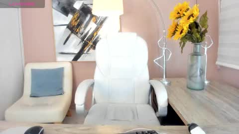 Ana Maria online show from 03-06-26, 08:27