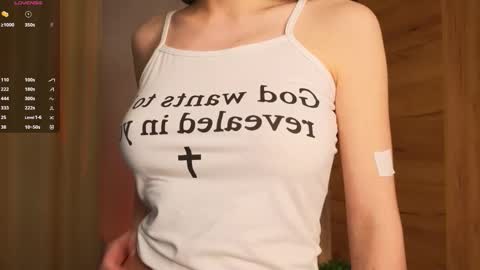 Dolores online show from 11-23-25, 06:02